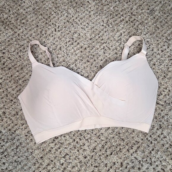 Understance Wireless Bra - Picture 1 of 4